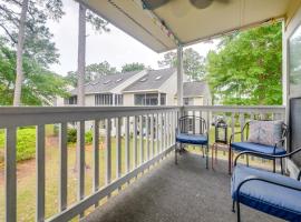Chic Little River Condo with Balcony and Pool Access!, hotel in Little River