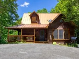 Moonrise Cabin- Hot Tub, Arcade, 685 FREE tickets each paid day!!!