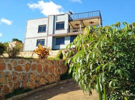 LA COLLINE DE BULABI-NSAGGU, hotel in Kitende