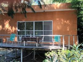 isla delta encantado, holiday home in Tigre