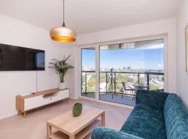 Revalia Vektor Fantastic View Apartment