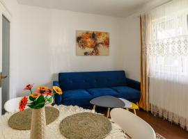 Apartament Corina cu parcare, hotel with parking in Bistriţa