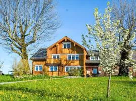 Apartment Panoramablick by Interhome