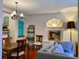 Couple's Getaway Home near La Parroquia 4Min Walk