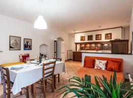 Apartment Casa dello Chef by Interhome, hotell i Porto Maurizio