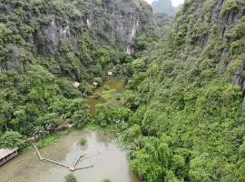 Thung Sen Tam Cốc Moutain View