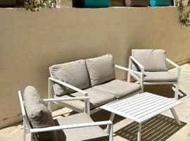 St Pauls Bay house with 5 bedrooms, hotel in St Paul's Bay