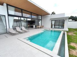 1 King Room and Pool access at Zen Leaf Villa - Fisherman village and Bophut beach - Koh Samui, hotel v destinaci Nathon Bay