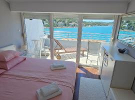 Villa Stegic, hotel en Tisno