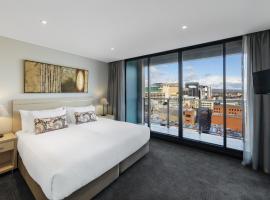 Oaks Adelaide Horizons Suites: Adelaide şehrinde bir otel