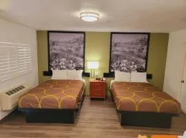 Super 8 by Wyndham El Centro North