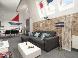 Sleepway Apartment - Marina