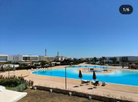 Evil North Coast, hotel v destinaci Dawwār Abū Maḩrūs