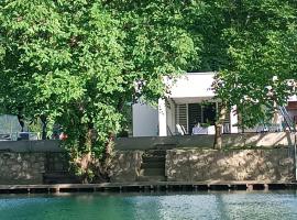 Holiday Home Racic: Bihać şehrinde bir otel