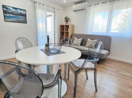 Apartment Zore, hotel in Promajna