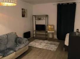 Studio zen et moderne à St-Zacharie