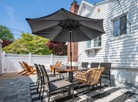 Coastal Haven - Cozy Cottage for Family Vacation, hotel with parking in Fairfield