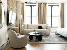 Maison Place Jacques-Cartier by Luxury In Transit