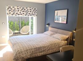 Peaceful en-suite with garden, частна квартира в Fremington