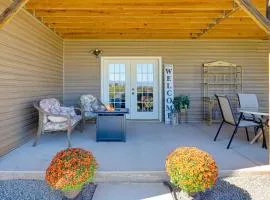 Cozy Leicester Studio, 11 Mi to Downtown Asheville