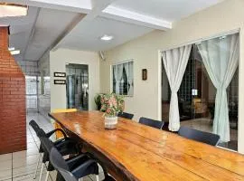 Casa 4 quartos c Piscina ao lado do Paraguai