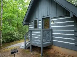 Sunset Studio by Stony Brook Cabins