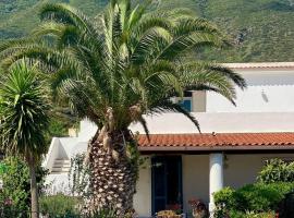 Casa Zagami, caba&ntilde;a en Malfa