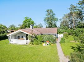 Cozy Home In Slagelse With Wifi, cottage di Slagelse