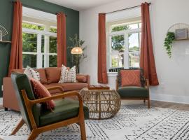 Brand New 4bd - Modern - Prime Location - Spacious, khách sạn ở Raleigh