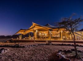 Desert Hills Glamping Camp、セスリエムのホテル