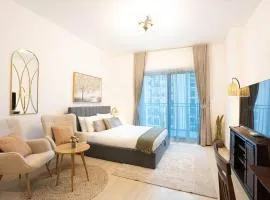 Romantic Studio In Yas Canal View
