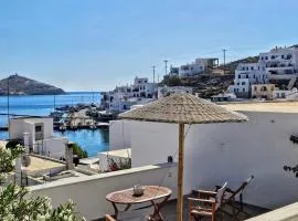 Sea-View Rooftop Terrace Studio