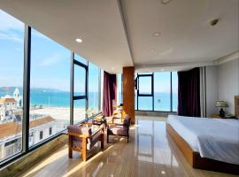 Happy Light Hotel Nha Trang, ξενοδοχείο στο Να Τρανγκ