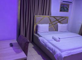 Heselen hotel, hotel v destinaci Ukan Market