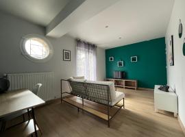 Appartement proche CHU, hotel berdekatan North Hospital, Saint-Priest-en-Jarez