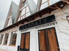 Tourkomplex Karpaty, Hotel in Slawske