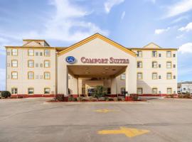 Comfort Suites Yukon - SW Oklahoma City, hotell sihtkohas Yukon