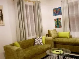 Nyali's Kijani house with BALCONY AND HOT SHOWER