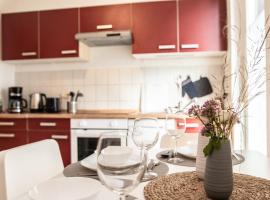 Spacious 3 Room Apartment with Wifi and Balcony, hotel din Iserlohn