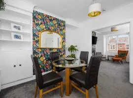 Totland Retreat Cosy Garden Flat Entire Home - Pass The Keys
