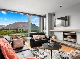 Modern Executive Living in Pounamu - 16