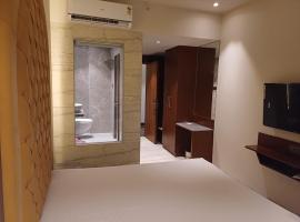 LOTUS DELUXE ROOMS, hotell i Thane