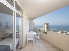 63 Sea Lodge - by Stay in Umhlanga, hotell i Durban