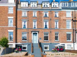 The Boat House Luxury Apartments Scarborough, пляжный отель в Скарборо