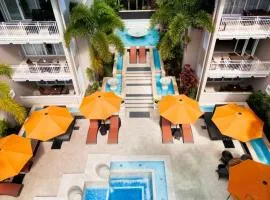 Chic Hastings Street Apartment