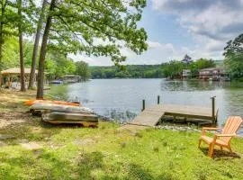 Scenic Hot Springs Vacation Rental on Lake Desoto!