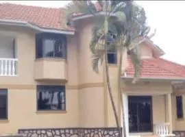 Naivasha biggest country house