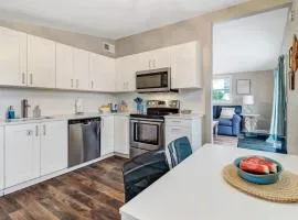 Tropical Beach Bungalow Up - 3 bedrooms - Across Street from Beach - Deck