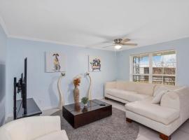 Delightful Apartment in Iowa, LA - Apartment 4, Hotel in Iowa