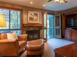 Cottonwood Condo 1422, hotel i Sun Valley